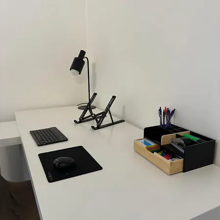 Haus Mit Garten - Kingbett - Wifi - Parkplatz Appartement *