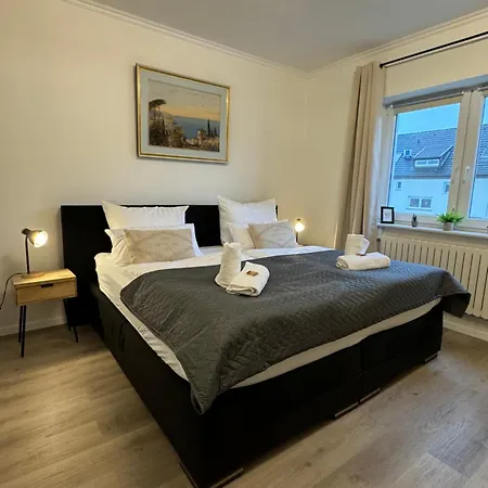Haus Mit Garten - Kingbett - Wifi - Parkplatz Apartman
