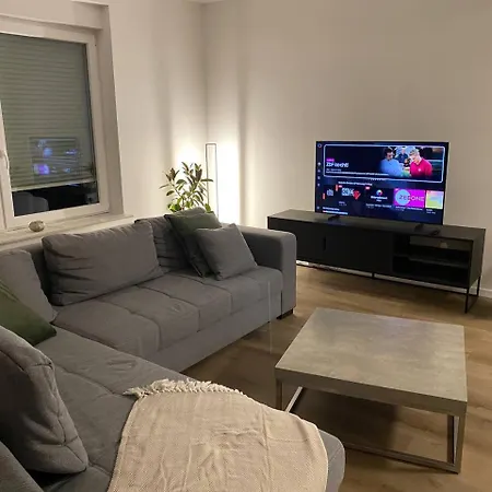 Apartman Haus Mit Garten - Kingbett - Wifi - Parkplatz